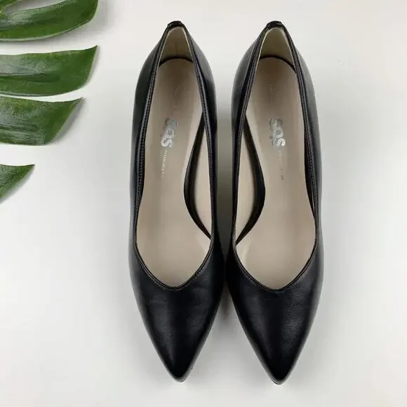 SAS Black Women's Heels - Picture 2 of 11